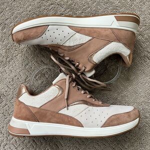 Vionic Nova Women Sneaker Macaroon Brown Rose Gold SIZE 11 EUC Comfort Versatile